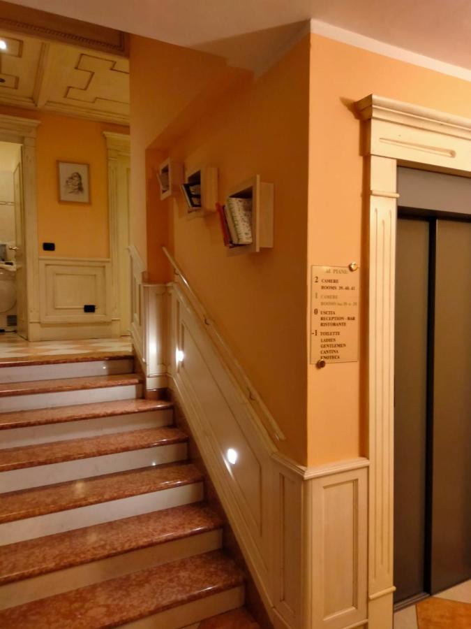 Hotel Due Colonne サン・ボニファーチョ エクステリア 写真
